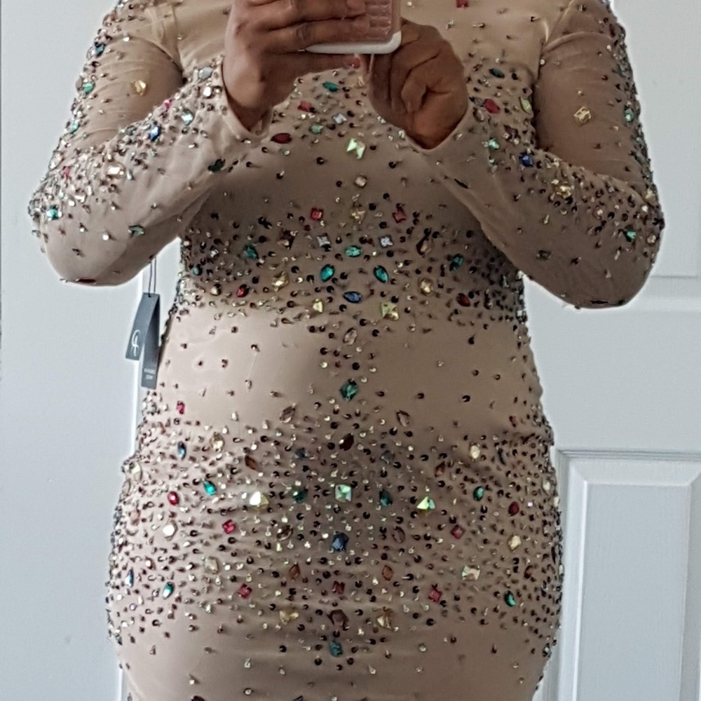 Host pick Gorgeous dress